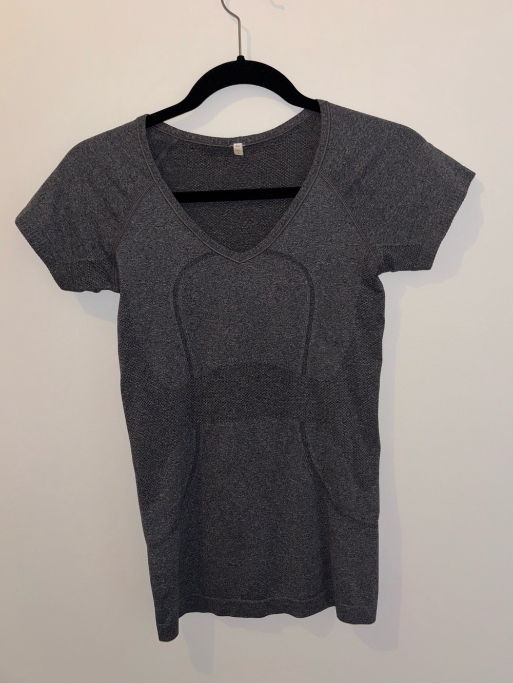 Lululemon Women’s Gray V-Neck Active Tee